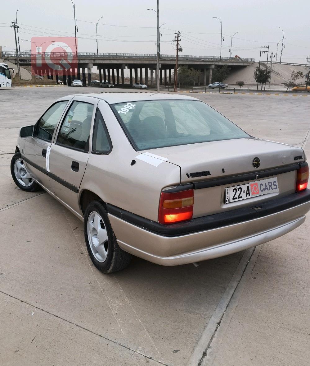 اوبل فيكترا